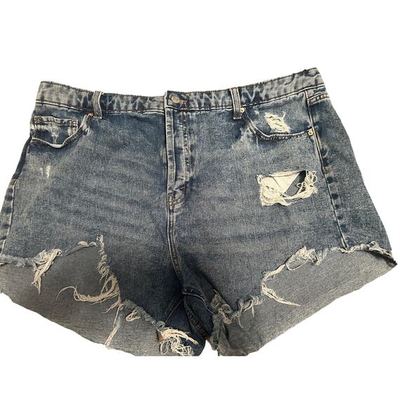 GUC Women's Wild Fable Distressed Denim Shorts Size 16W - Picture 1 of 5
